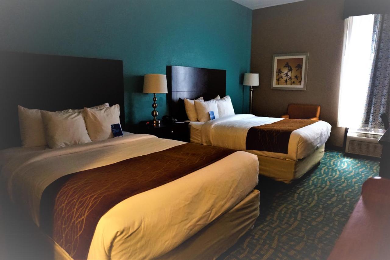 Comfort Inn & Suites Fort Lauderdale West Turnpike Lauderdale Lakes Bagian luar foto