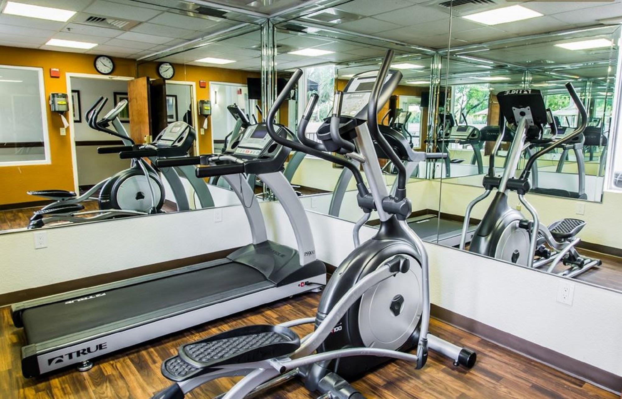 Comfort Inn & Suites Fort Lauderdale West Turnpike Lauderdale Lakes Bagian luar foto