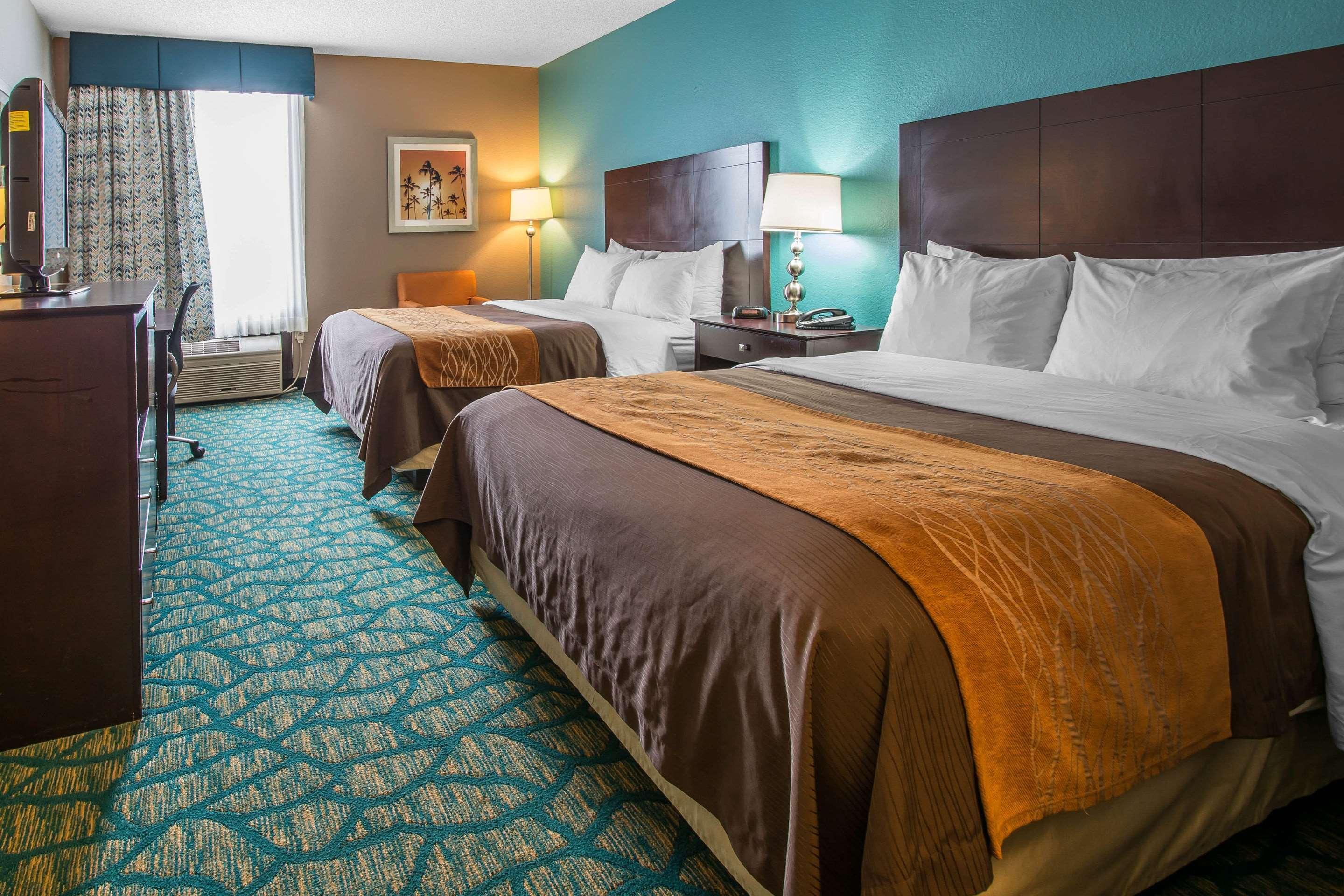 Comfort Inn & Suites Fort Lauderdale West Turnpike Lauderdale Lakes Bagian luar foto