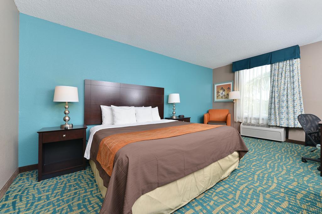 Comfort Inn & Suites Fort Lauderdale West Turnpike Lauderdale Lakes Bagian luar foto