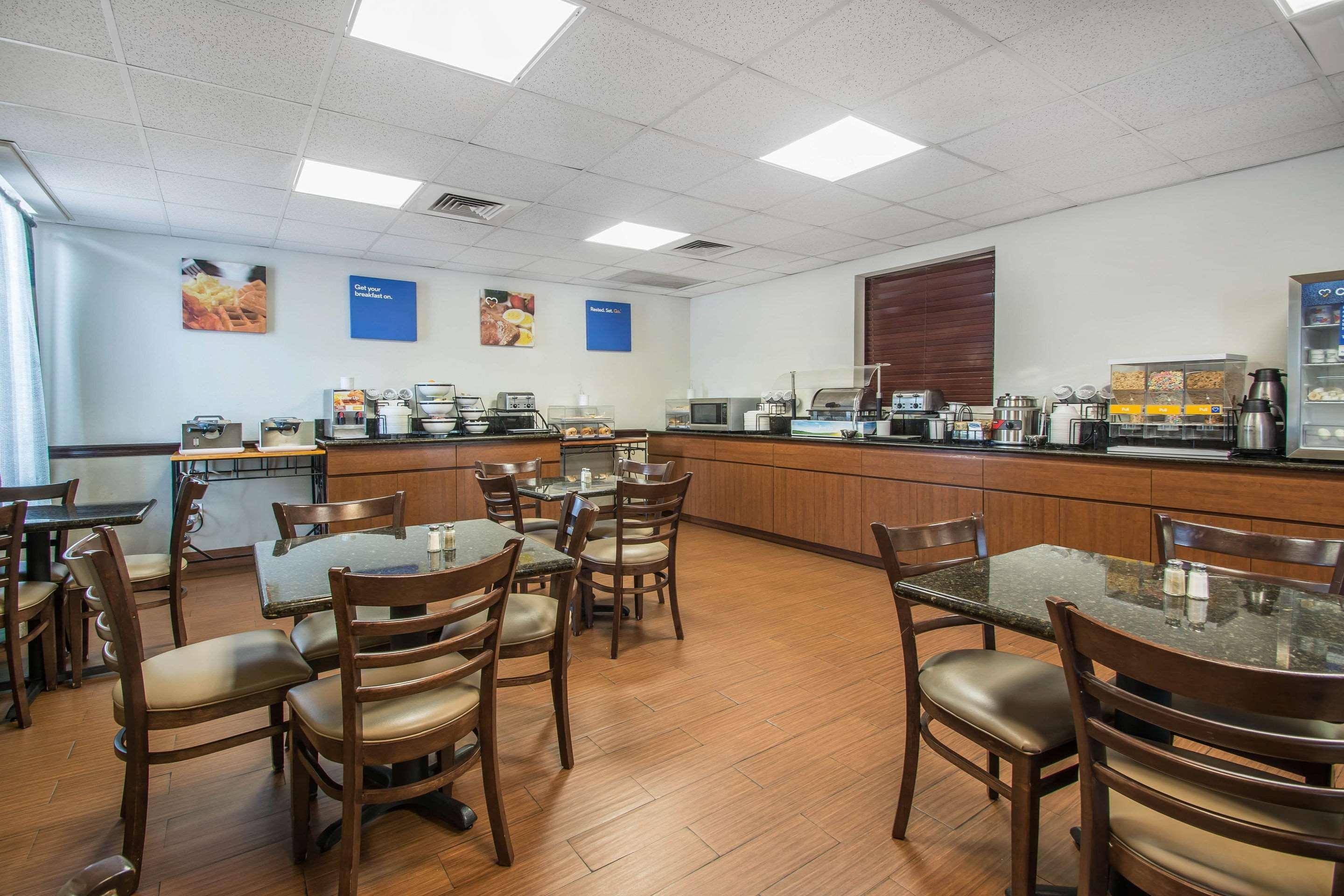 Comfort Inn & Suites Fort Lauderdale West Turnpike Lauderdale Lakes Bagian luar foto