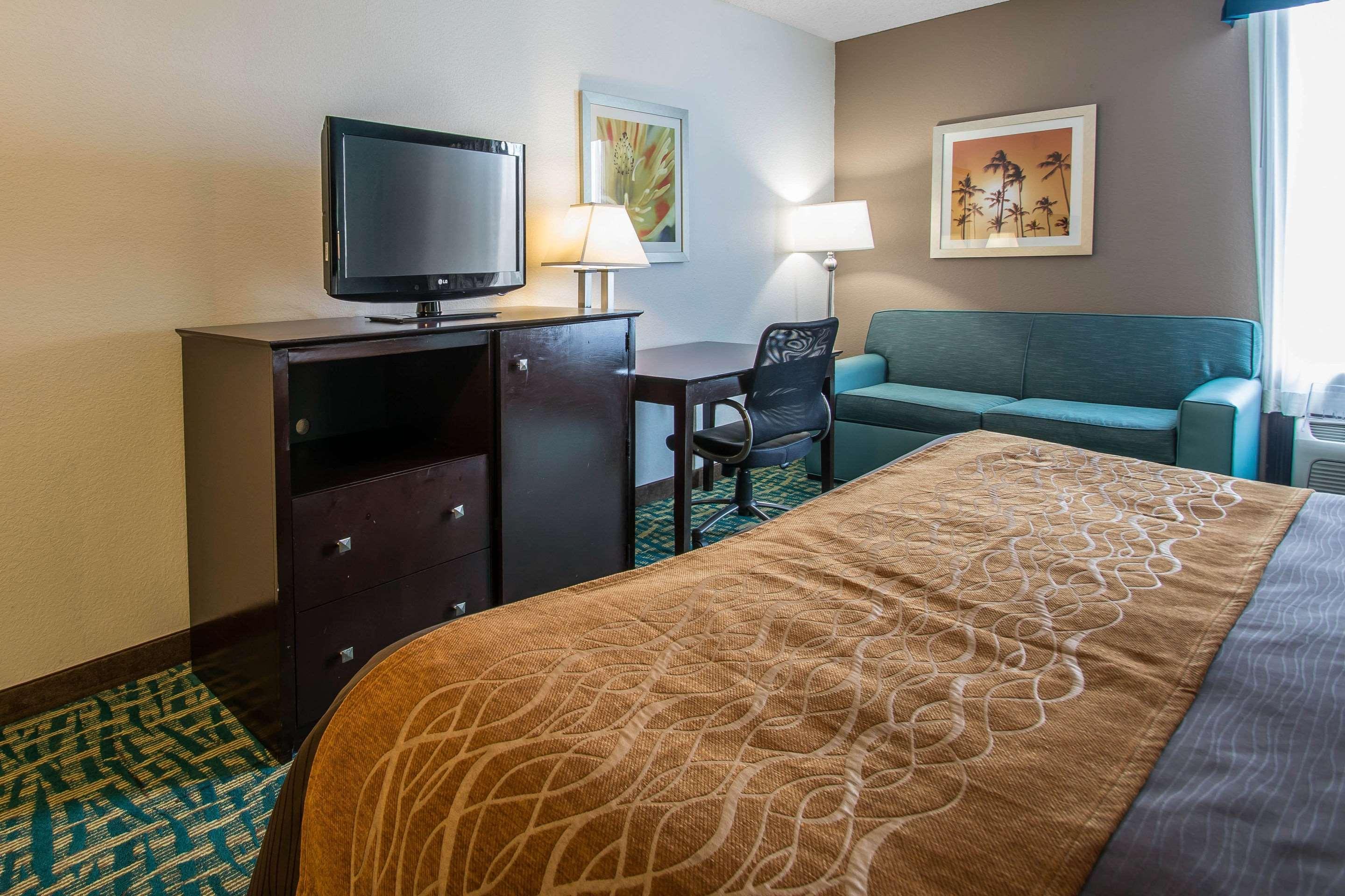 Comfort Inn & Suites Fort Lauderdale West Turnpike Lauderdale Lakes Bagian luar foto