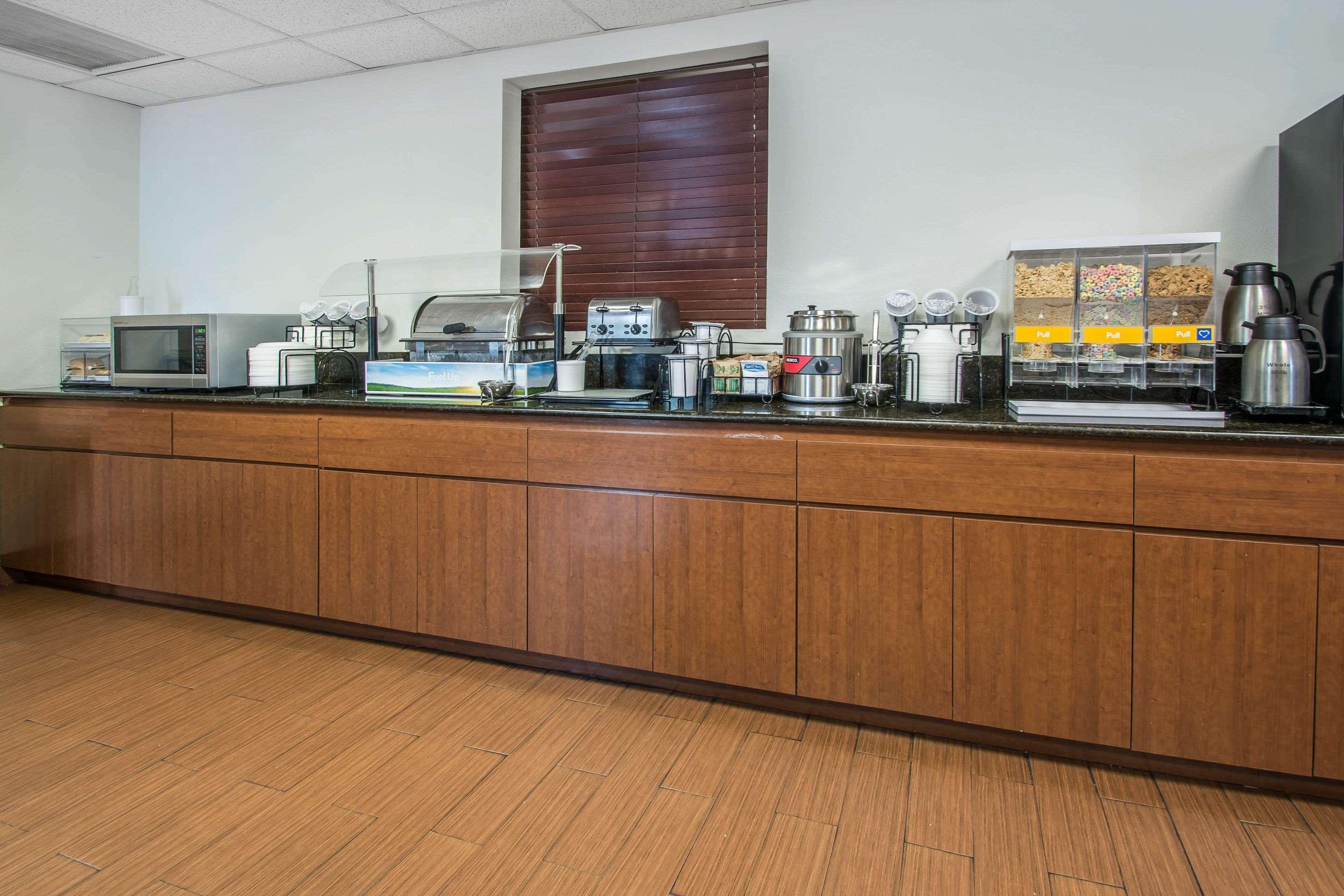 Comfort Inn & Suites Fort Lauderdale West Turnpike Lauderdale Lakes Bagian luar foto