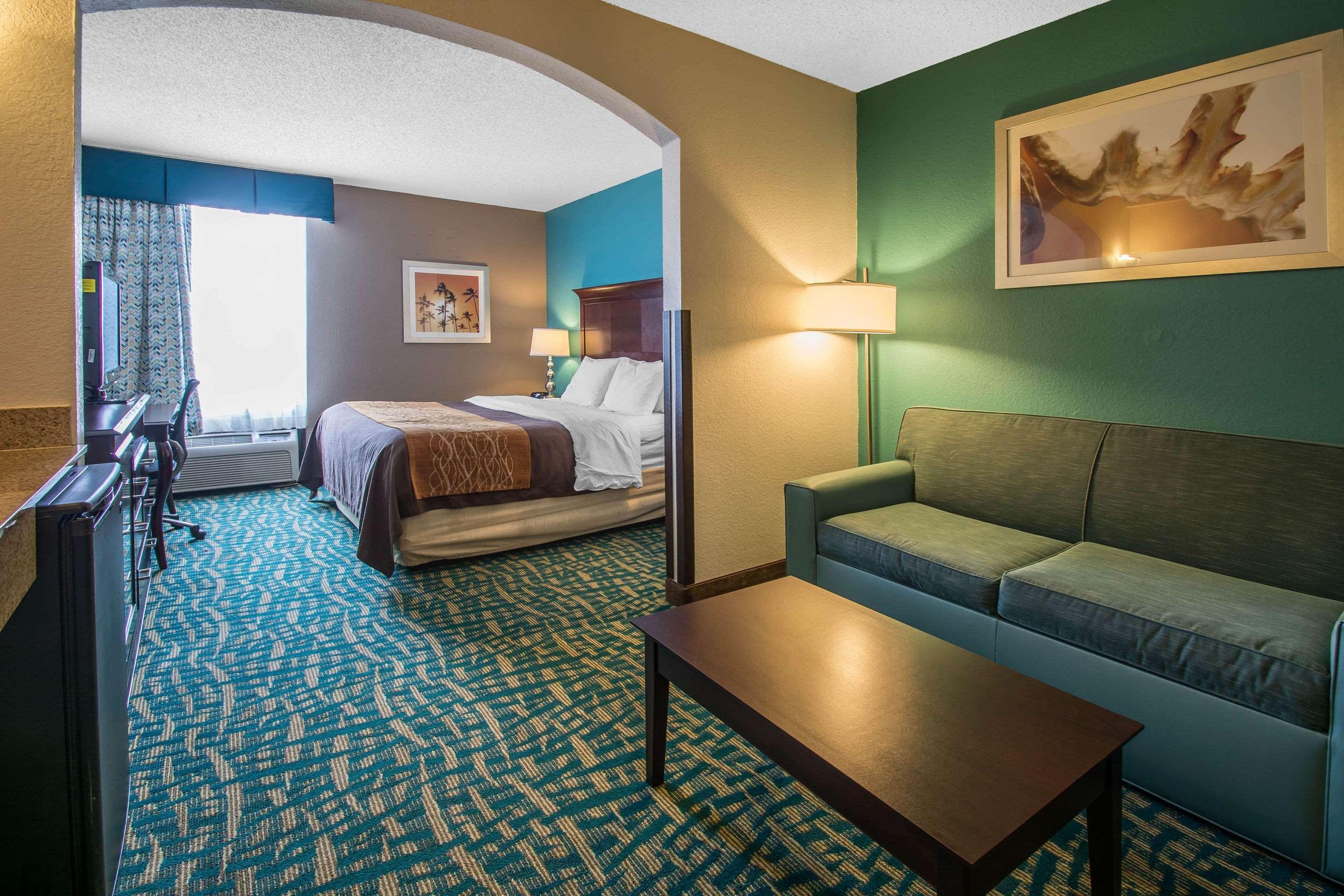 Comfort Inn & Suites Fort Lauderdale West Turnpike Lauderdale Lakes Bagian luar foto