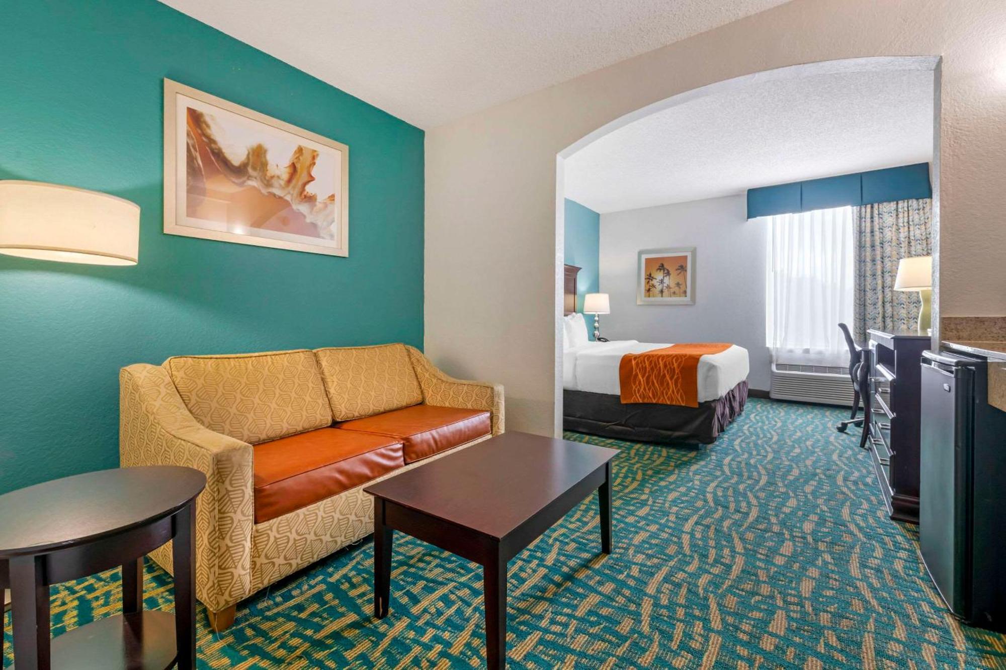 Comfort Inn & Suites Fort Lauderdale West Turnpike Lauderdale Lakes Bagian luar foto