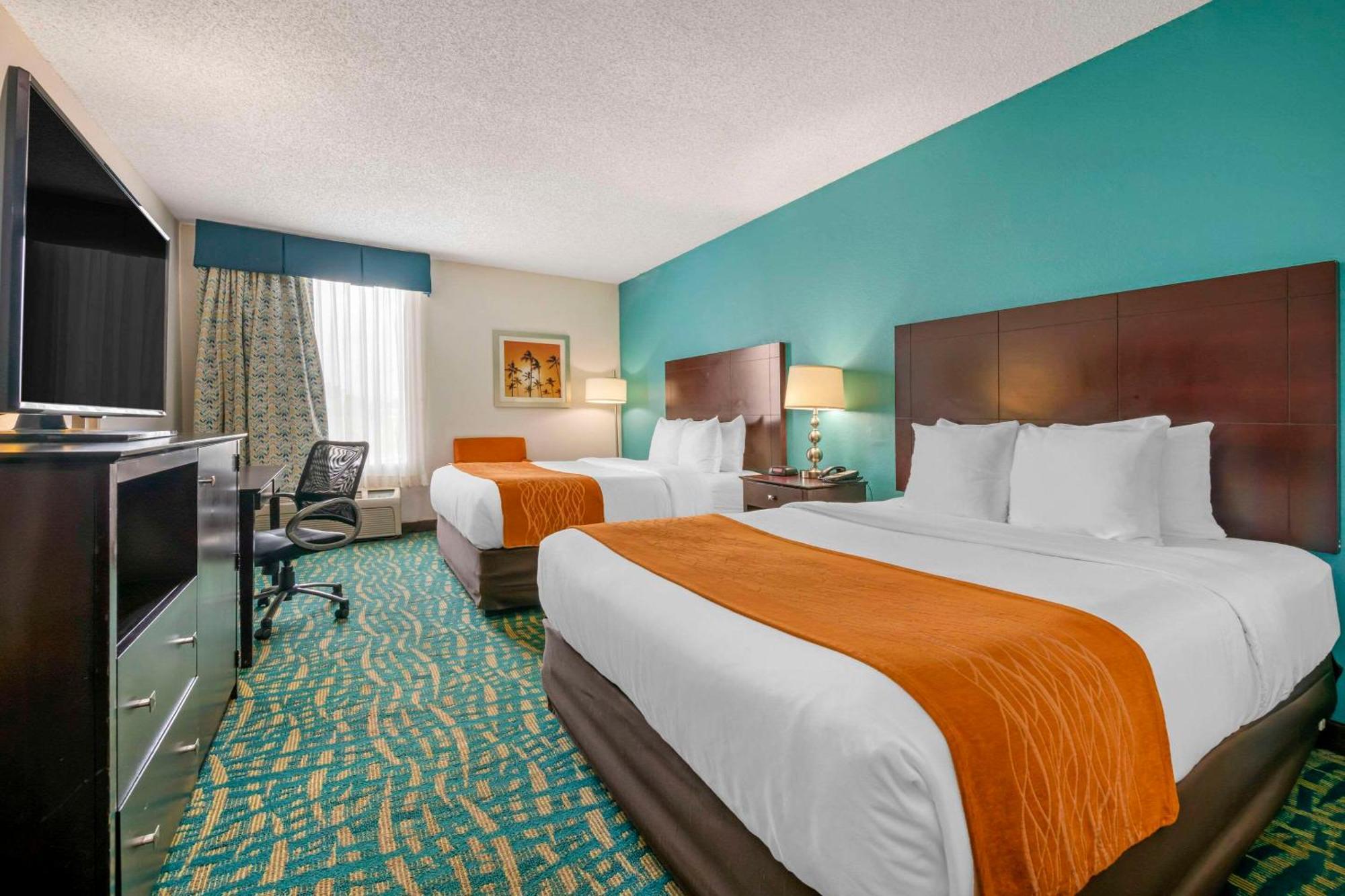 Comfort Inn & Suites Fort Lauderdale West Turnpike Lauderdale Lakes Bagian luar foto