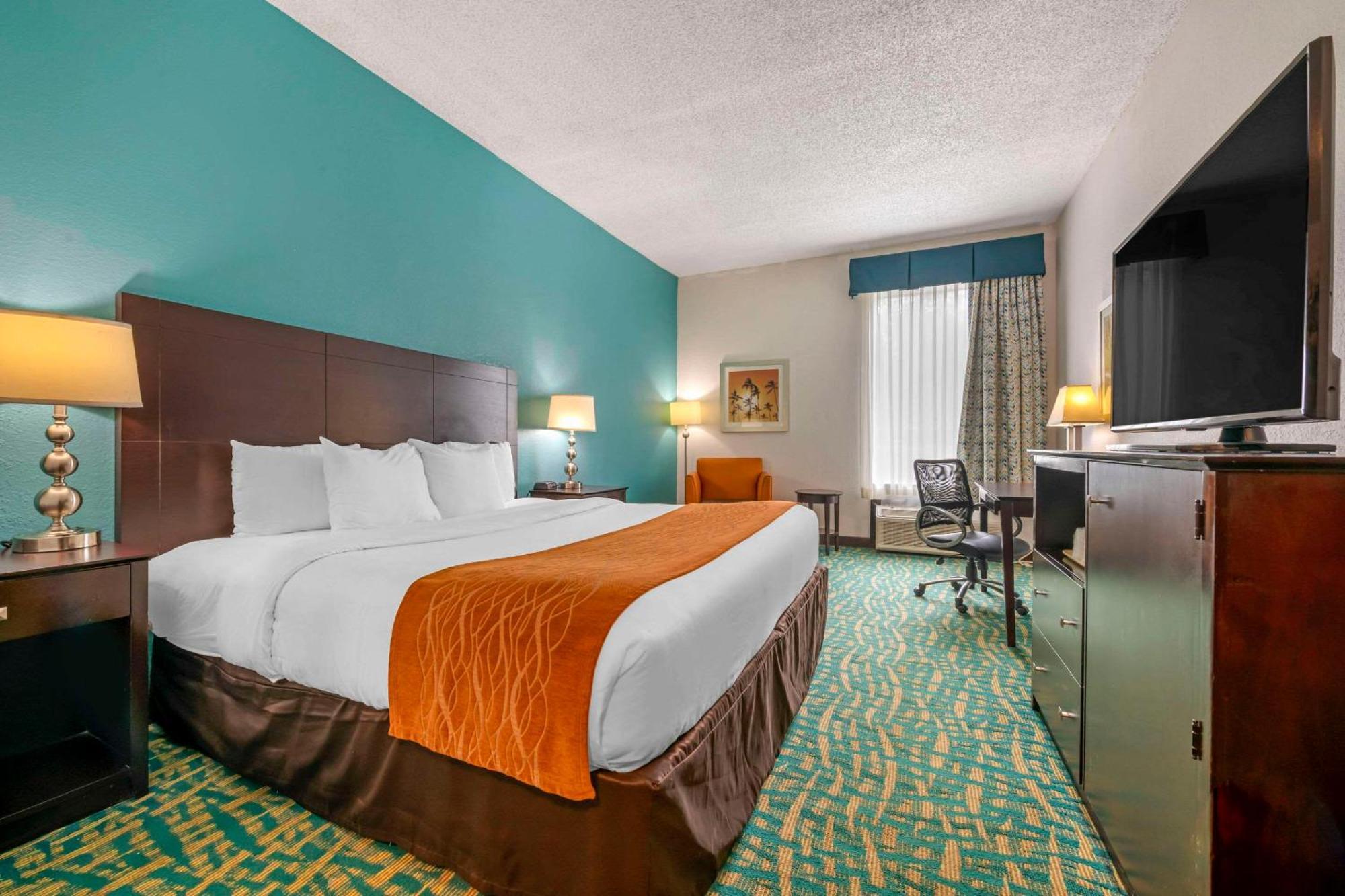 Comfort Inn & Suites Fort Lauderdale West Turnpike Lauderdale Lakes Bagian luar foto